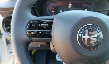 Alfa Romeo Junior Ti 1.2 eDCT 145hp MHEV Petrol full