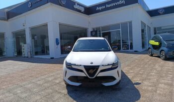 Alfa Romeo Junior Ti 1.2 eDCT 145hp MHEV Petrol full