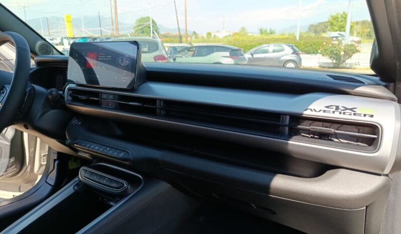 Jeep AVENGER 1.2 145HP T3 MHEV DCT OVERLAND 4xe 4X4 full