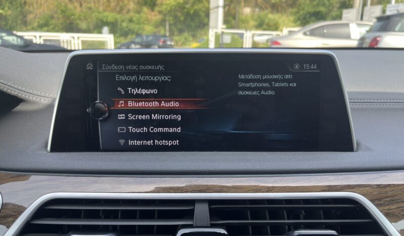 BMW 740e Plug-In M Pack full