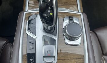BMW 740e Plug-In M Pack full