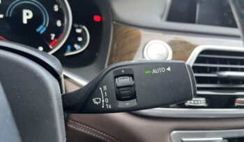 BMW 740e Plug-In M Pack full