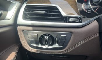 BMW 740e Plug-In M Pack full