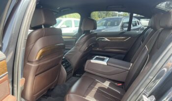 BMW 740e Plug-In M Pack full