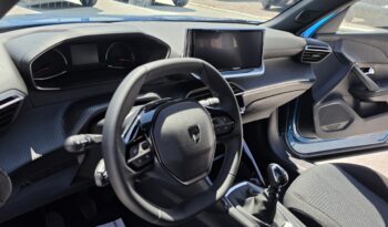 PEUGEOT 2008 FL 1.2 100hp STYLE full