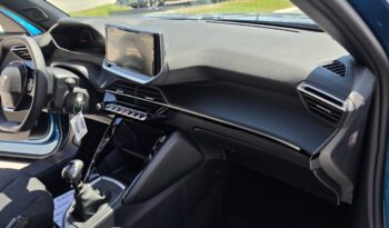 PEUGEOT 2008 FL 1.2 100hp STYLE full