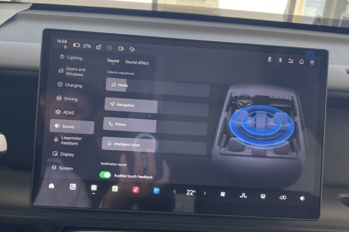 Leapmotor B10 Design Max 67,1kWh 214hp Αμιγώς Ηλεκτρικό full