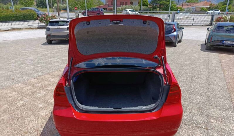BMW 316 i E90 full