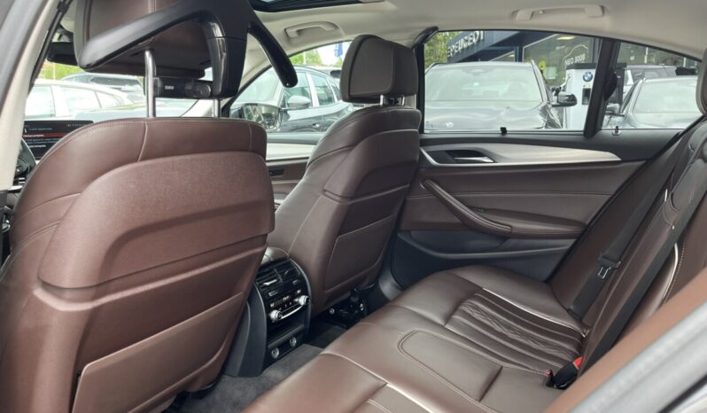 BMW 530e iPerformance ΕΛΛΗΝΙΚΗΣ ΑΝΤΙΠΡΟΣΩΠΕΙΑΣ full