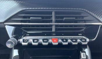 PEUGEOT 208 FL 1.2 100hp STYLE full