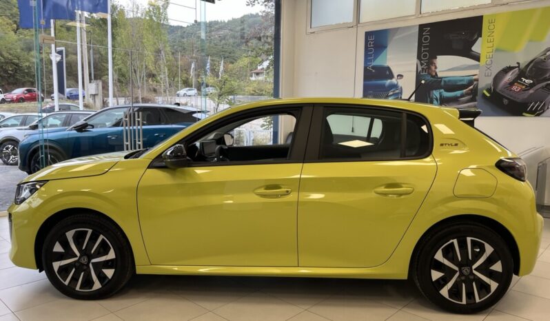 Peugeot 208 Style Plus 1.2 Hybrid 110 e-DCS6 full