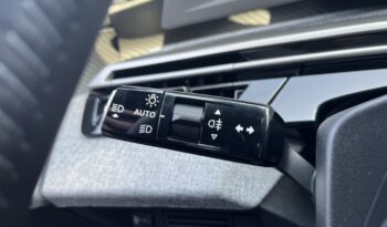 PEUGEOT 3008 HYBRID 145 e-DCS6 STYLE full