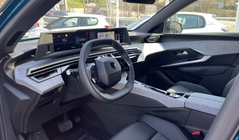 PEUGEOT 3008 HYBRID 145 e-DCS6 STYLE full