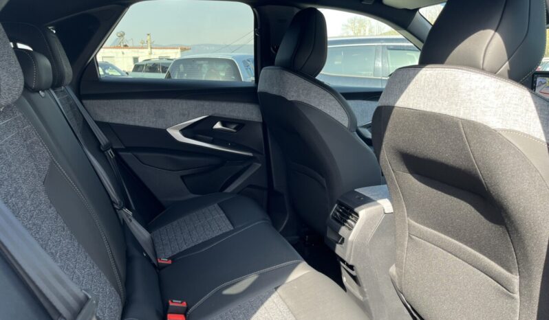 PEUGEOT 3008 HYBRID 145 e-DCS6 STYLE full
