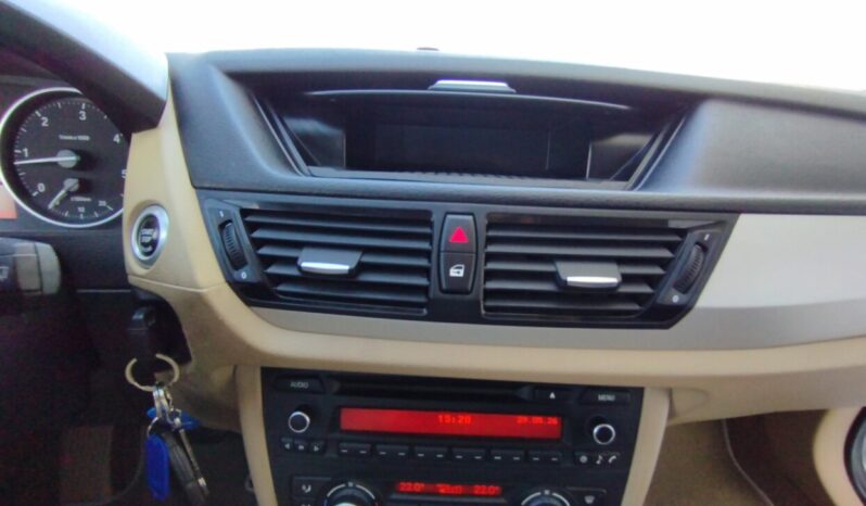 BMW X1 xDRIVE 20d full