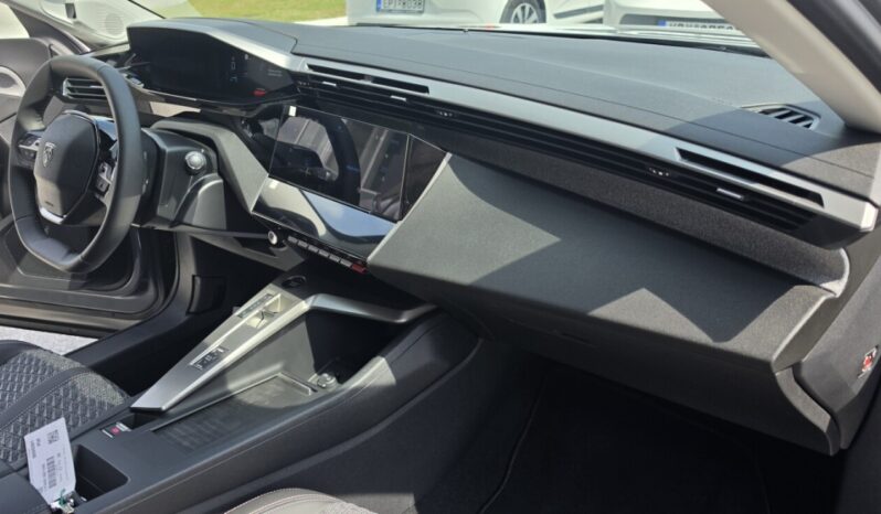 Peugeot 408 Hybrid 145 e‐DCS6 Allure full