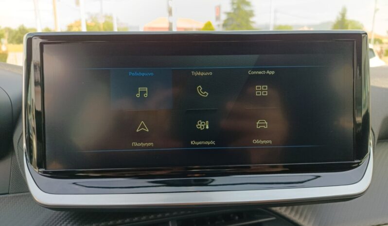 PEUGEOT 2008 FL 1.2 100hp STYLE full