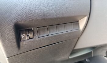 PEUGEOT 2008 FL 1.2 100hp STYLE full