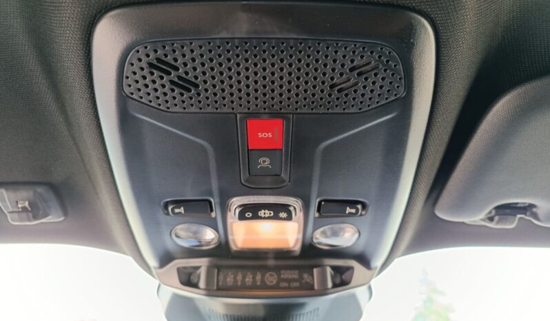 PEUGEOT 2008 FL 1.2 100hp STYLE full