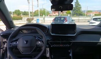 PEUGEOT 2008 FL 1.2 100hp STYLE full