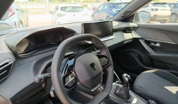 PEUGEOT 2008 FL 1.2 100hp STYLE full
