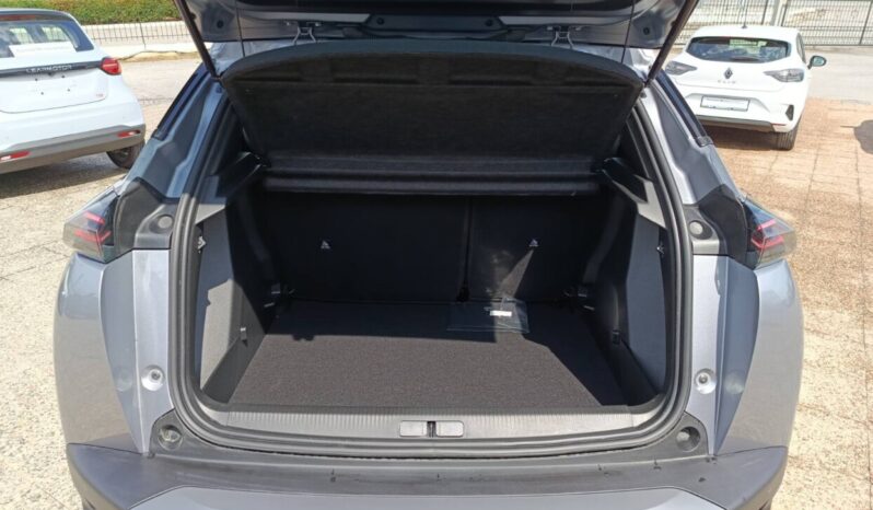 PEUGEOT 2008 FL 1.2 100hp STYLE full