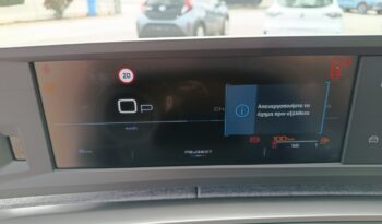 PEUGEOT 3008 HYBRID 145 e-DCS6 STYLE full