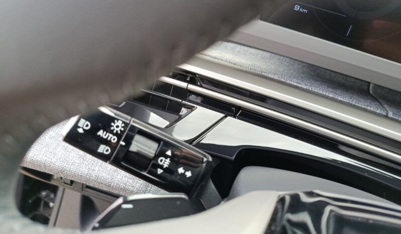 PEUGEOT 3008 HYBRID 145 e-DCS6 STYLE full