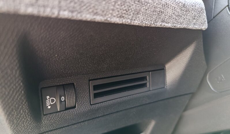 PEUGEOT 3008 HYBRID 145 e-DCS6 STYLE full