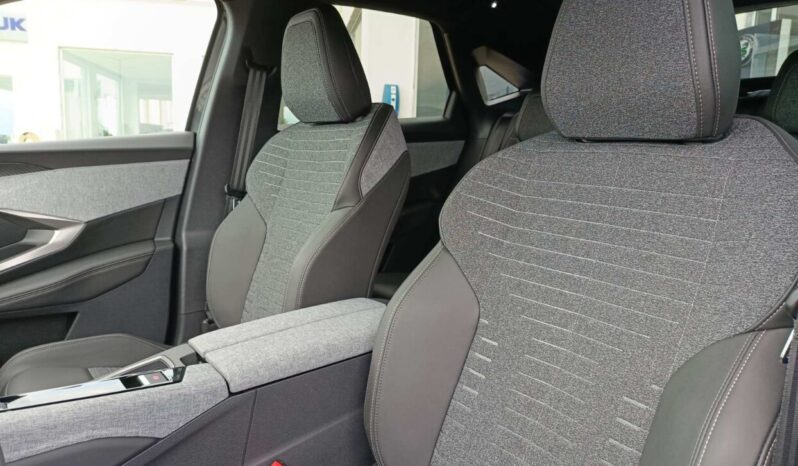 PEUGEOT 3008 HYBRID 145 e-DCS6 STYLE full