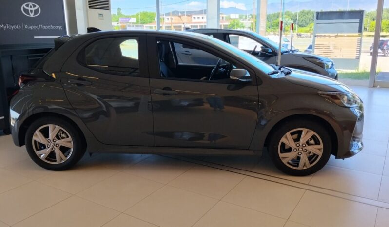 Toyota Yaris 1.5 HDF 116hp Active Plus full