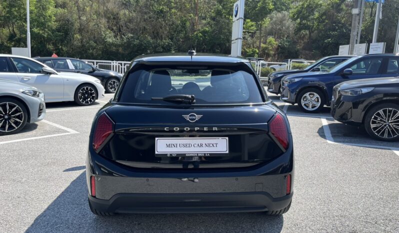 MINI Cooper C 5-Doors Essential Trim full