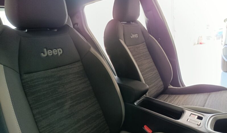 Jeep AVENGER 1.2 110HP MHEV DCT LONGITUDE full