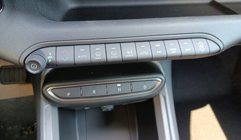 Jeep AVENGER 1.2 110HP MHEV DCT LONGITUDE full