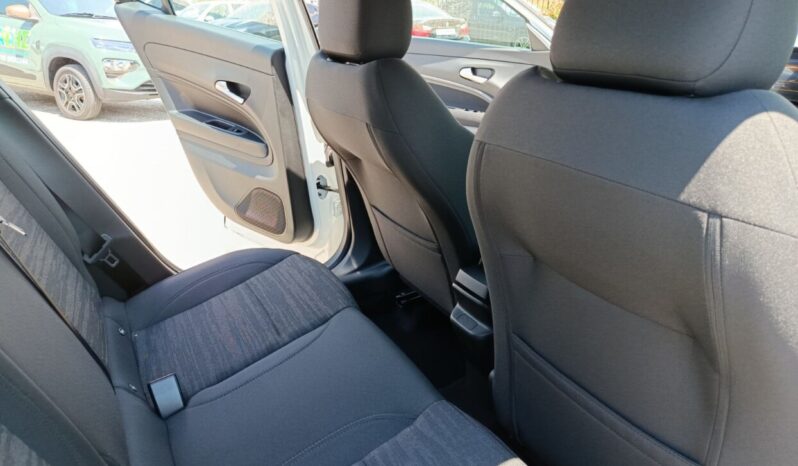 Jeep AVENGER 1.2 110HP MHEV DCT LONGITUDE full