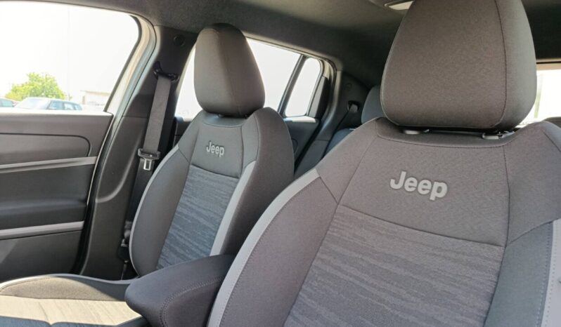Jeep AVENGER 1.2 110HP MHEV DCT LONGITUDE full