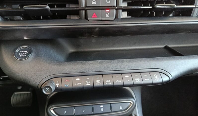 Jeep AVENGER 1.2 110HP MHEV DCT LONGITUDE full