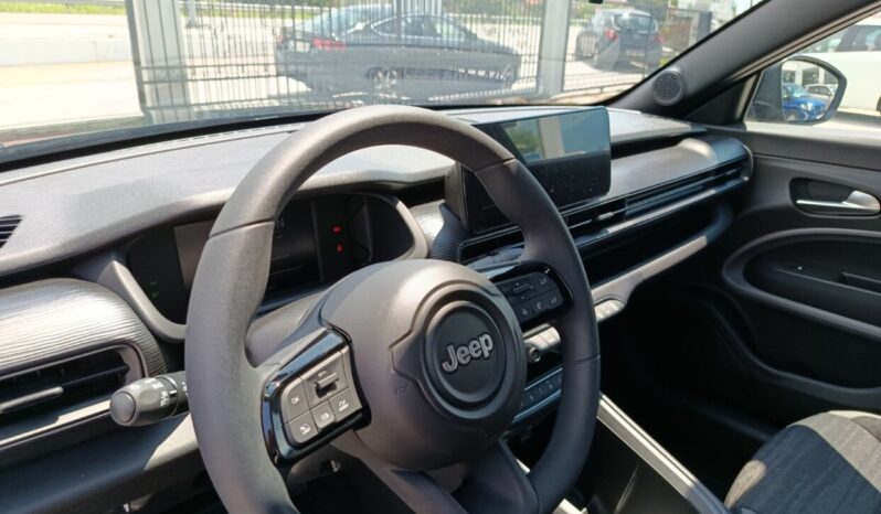 Jeep AVENGER 1.2 110HP MHEV DCT LONGITUDE full