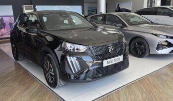 PEUGEOT 2008 FL 1.2 100hp STYLE full