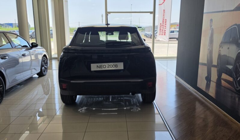 PEUGEOT 2008 FL 1.2 100hp STYLE full