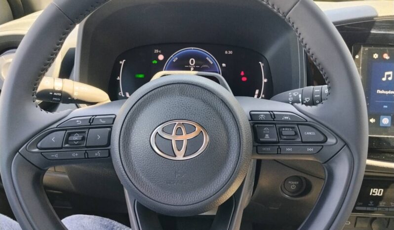 TOYOTA AYGO Cross(X) 1.5PHDF 116hp X-STYLE PLUS full