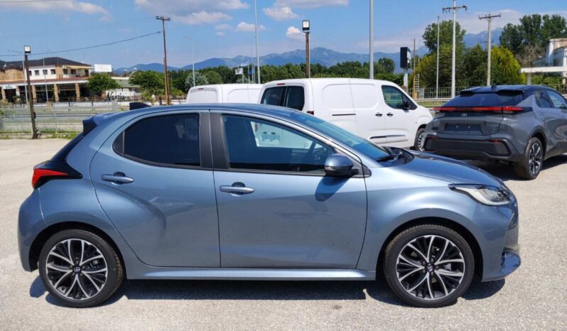Toyota Yaris 1.5HDF 116hp Style Smart Connect full
