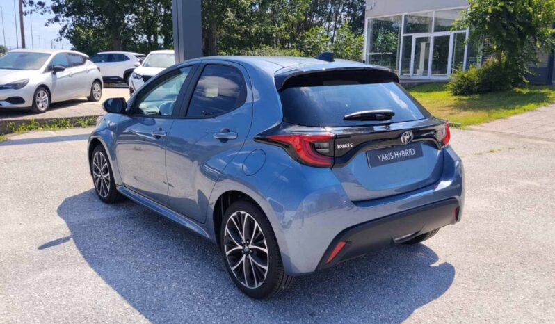Toyota Yaris 1.5HDF 116hp Style Smart Connect full