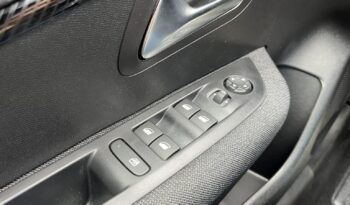PEUGEOT 208 FL 1.2 100hp STYLE full