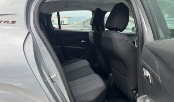 PEUGEOT 208 FL 1.2 100hp STYLE full