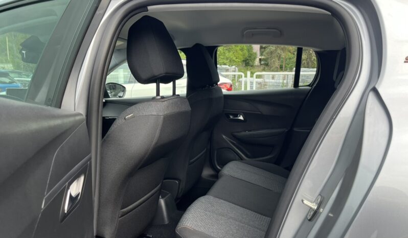 PEUGEOT 208 FL 1.2 100hp STYLE full