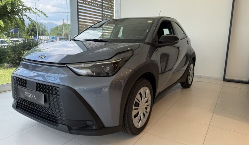Toyota AYGO Cross(X) 1.5P HDF 116hp X-PLAY full