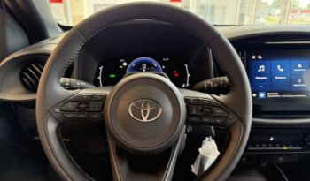 Toyota AYGO Cross(X) 1.5P HDF 116hp X-PLAY full