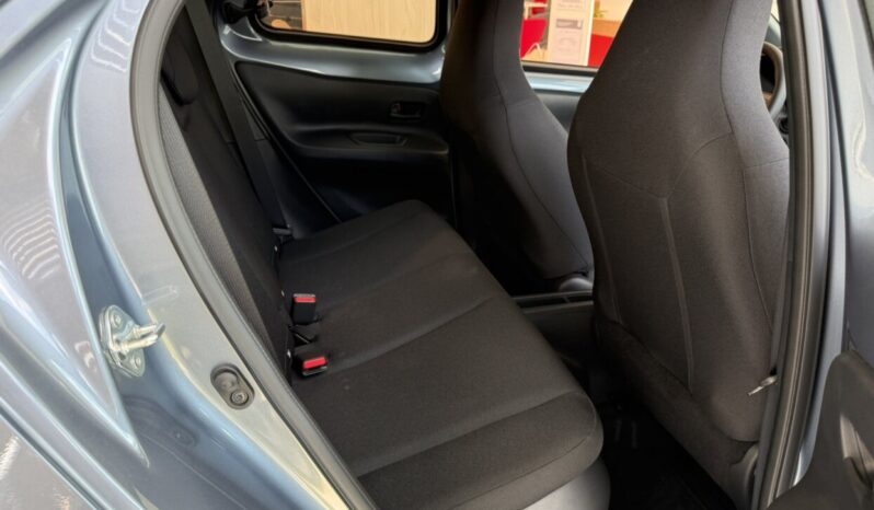 Toyota AYGO Cross(X) 1.5P HDF 116hp X-PLAY full