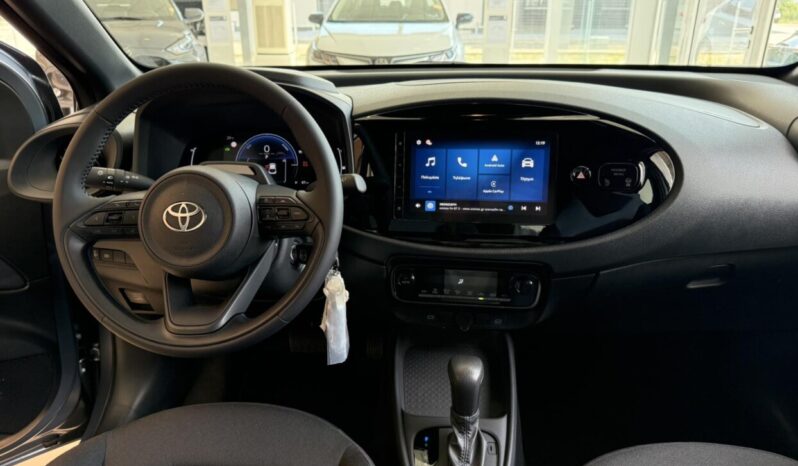 Toyota AYGO Cross(X) 1.5P HDF 116hp X-PLAY full